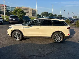 Lincoln Corsair 2025 AWD Premiere 4 puertas SUV