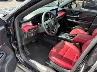 Lincoln Corsair 2025 AWD Reserve 4 puertas SUV