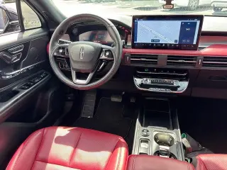 Lincoln Corsair 2025 AWD Reserve 4 puertas SUV
