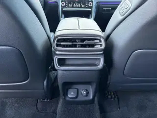 Genesis GV80 2025 AWD 2.5T Estándar 4 puertas SUV