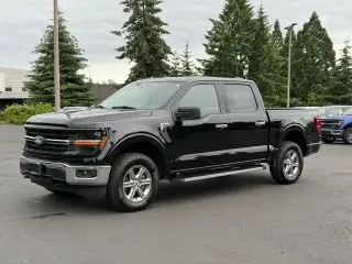 Ford F-150 2025 4x4 XLT 4 puertas SuperCrew 5.5 pies. SB