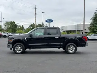 Ford F-150 2025 4x4 XLT 4 puertas SuperCrew 6.5 pies. Caja SB