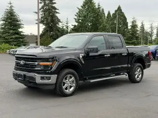 Ford F-150 2025 4x4 XLT 4 puertas SuperCrew 6.5 pies. Caja SB