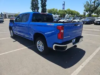 Chevrolet Silverado 1500 2026 4x4 LT 4 puertas Cabina Crew 5.8 pies. SB con 1LT