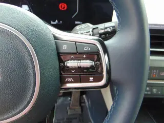 Kia Carnival 2025 SX Prestige 4 puertas Minivan