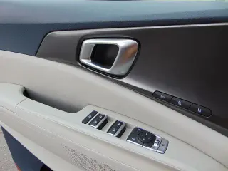 Kia Carnival 2025 SX Prestige 4 puertas Minivan