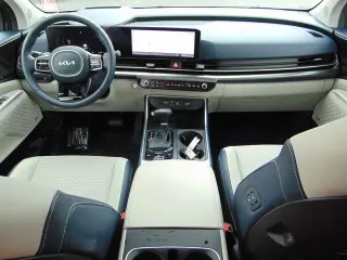 Kia Carnival 2025 SX Prestige 4 puertas Minivan