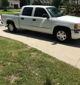2006 GMC Sierra SLE 4DR