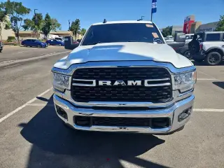 Ram 2500 2024 4x4 Big Horn 4 puertas Cabina Crew 6.3 pies. Pickup SB