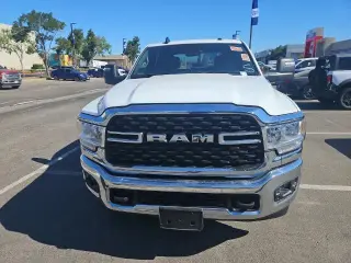 Ram 2500 2024 4x4 Big Horn 4 puertas Cabina Crew 6.3 pies. SB Pickup