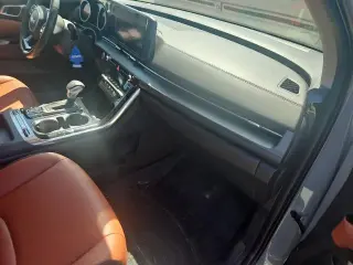 Kia Carnival 2022 SX 4 puertas Minivan