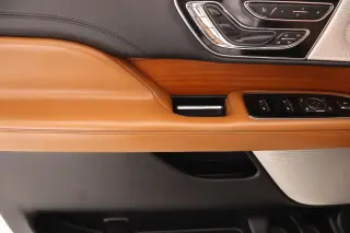 Lincoln Navigator L 2019 4x4 Reserve 4 puertas SUV