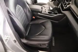 Toyota Highlander Híbrido 2024 XLE 4 puertas SUV