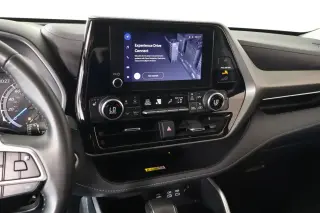 Toyota Highlander Híbrido 2024 XLE 4 puertas SUV