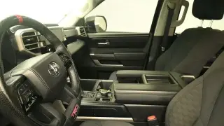 Toyota Tundra 2023 4x4 SR5 4 puertas CrewMax Cab Pickup SB