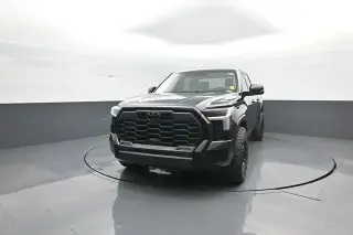 Toyota Tundra 2023 4x4 SR5 4 puertas CrewMax Cab Pickup SB