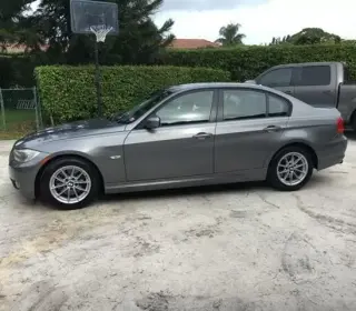 2010 BMW 328i 4dr Sedan