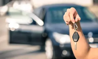 🚗✨¡Repara Tu Auto en Lynwood!