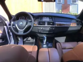 2010 BMW X5 xDrive30i
