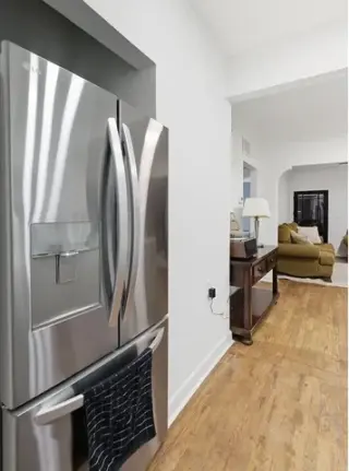 NEWLY RENOVATED SINGLE FAMILY
