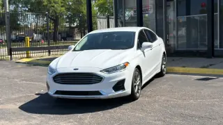2020 Ford FUSION