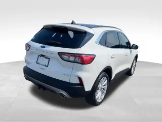Ford Escape 2022 AWD Titanium 4 puertas SUV