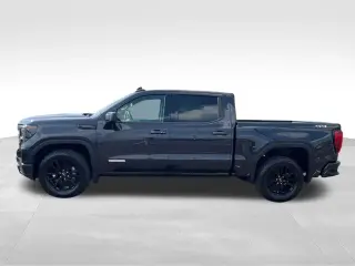 GMC Sierra 1500 2024 4x4 Elevation Estándar 4 puertas Cabina Crew 5.8 pies. Caja corta