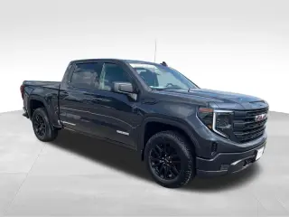 GMC Sierra 1500 2024 4x4 Elevation Estándar 4 puertas Cabina Crew 5.8 pies. Caja corta