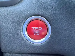 Toyota Tundra 2023 4x4 Limited 4 puertas Cabina Doble Pickup SB
