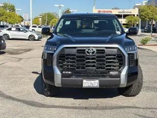 Toyota Tundra 2023 4x4 Limited 4 puertas Cabina Doble Pickup SB