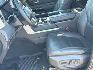 Toyota Tundra 2023 4x4 Limited 4 puertas Cabina Doble Pickup SB