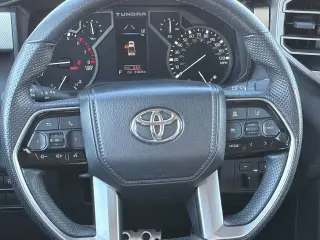 Toyota Tundra 2023 4x4 Limited 4 puertas Cabina Doble Pickup SB