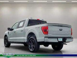 Ford F-150 2023 4x4 XLT 4 puertas SuperCrew 5.5 pies. SB