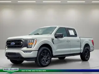 Ford F-150 2023 4x4 XLT 4 puertas SuperCrew 5.5 pies. SB