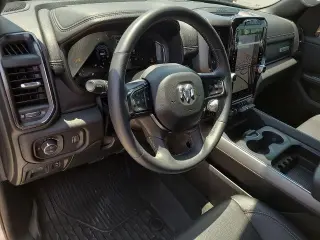 Ram 1500 2024 4x4 Rebel 4 puertas Cabina Crew 5.6 pies. Pickup