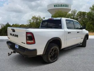 Ram 1500 2024 4x4 Rebel 4 puertas Cabina Crew 5.6 pies. Pickup