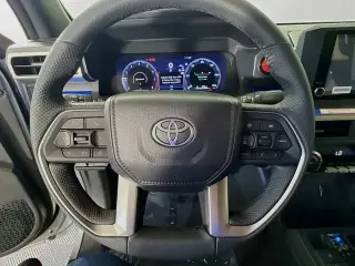 Toyota Tacoma 2026 4x4 TRD Sport 4 puertas Double Cab 5.0 pies SB 8A