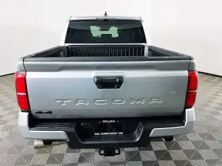 Toyota Tacoma 2026 4x4 TRD Sport 4 puertas Double Cab 5.0 pies SB 8A