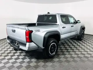 Toyota Tacoma 2026 4x4 TRD Sport 4 puertas Double Cab 5.0 pies SB 8A