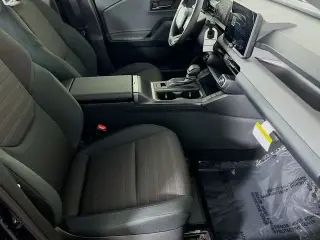 Toyota RAV4 2026 SE 4 puertas SUV