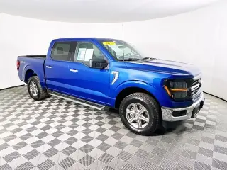 Ford F-150 2025 4x4 XLT 4 puertas SuperCrew 5.5 pies. SB