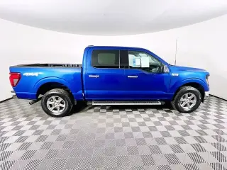 Ford F-150 2025 4x4 XLT 4 puertas SuperCrew 5.5 pies. SB