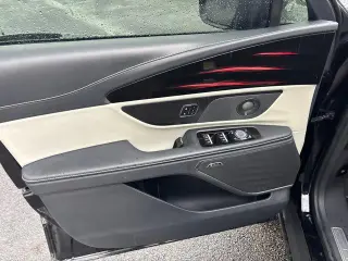 Lincoln Nautilus 2024 AWD Reserve 4 puertas SUV