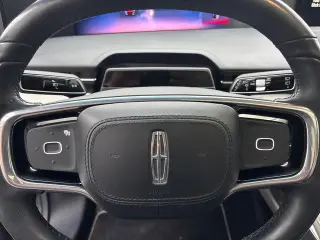 Lincoln Nautilus 2024 AWD Reserve 4 puertas SUV