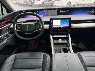 Lincoln Nautilus 2024 AWD Reserve 4 puertas SUV