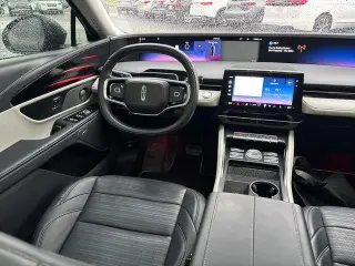 Lincoln Nautilus 2024 AWD Reserve 4 puertas SUV