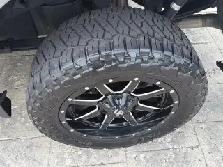 Ford F-150 2023 4x4 XLT 4 puertas SuperCrew 5.5 pies SB