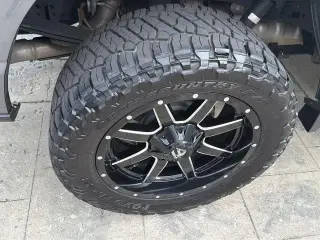 Ford F-150 2023 4x4 XLT 4 puertas SuperCrew 5.5 pies SB