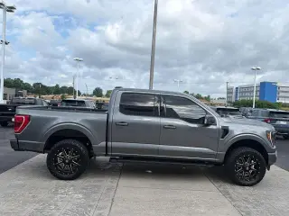 Ford F-150 2023 4x4 XLT 4 puertas SuperCrew 5.5 pies SB