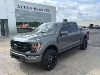 Ford F-150 2023 4x4 XLT 4 puertas SuperCrew 5.5 pies SB